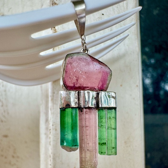 Label - Picture 3 of 16